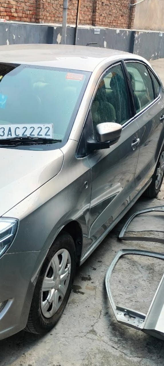 Skoda Rapid(2011-2014) Ambition 1.6 Tdi Cr Mt